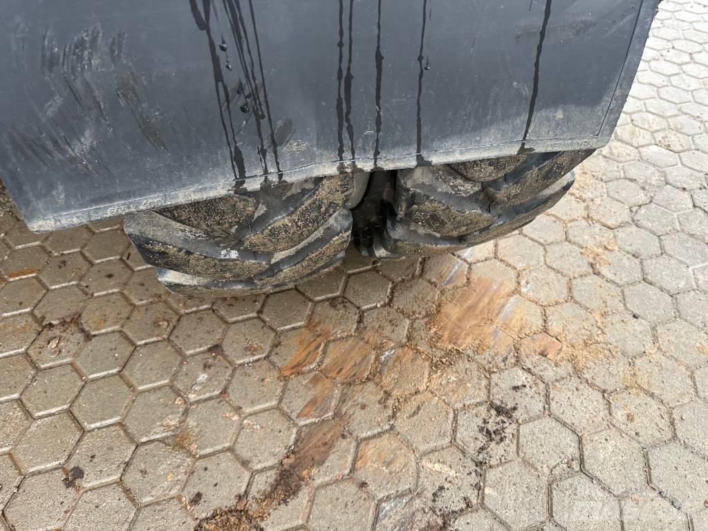 CAT M 314 Excavatoare cu roti