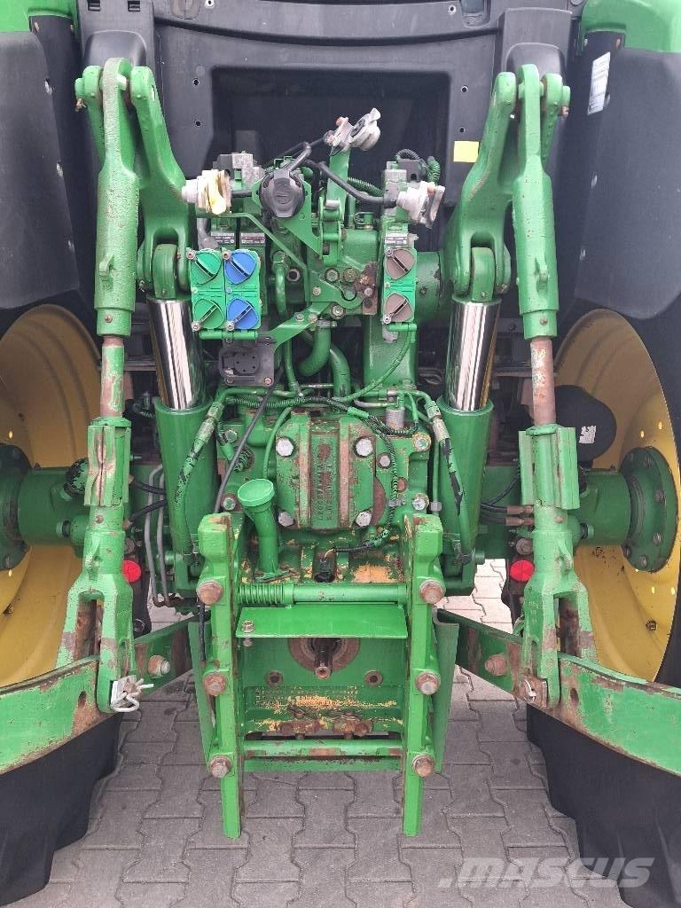 John Deere 6150 R Tractoare