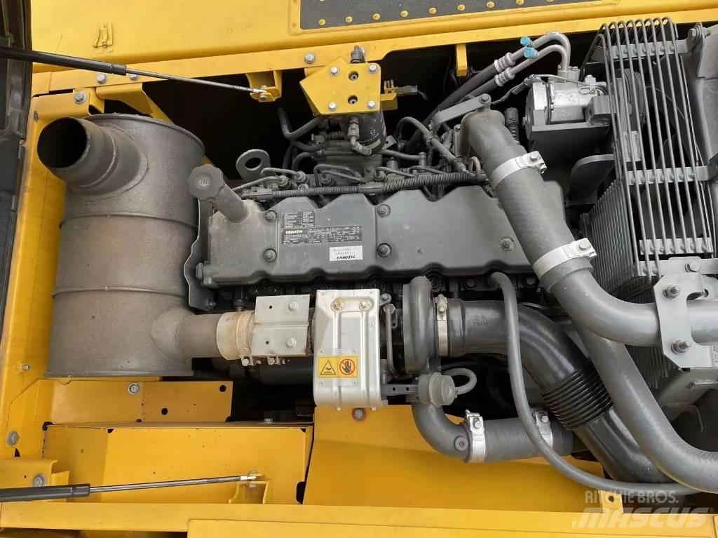 Komatsu PC240-8 Excavatoare pe șenile
