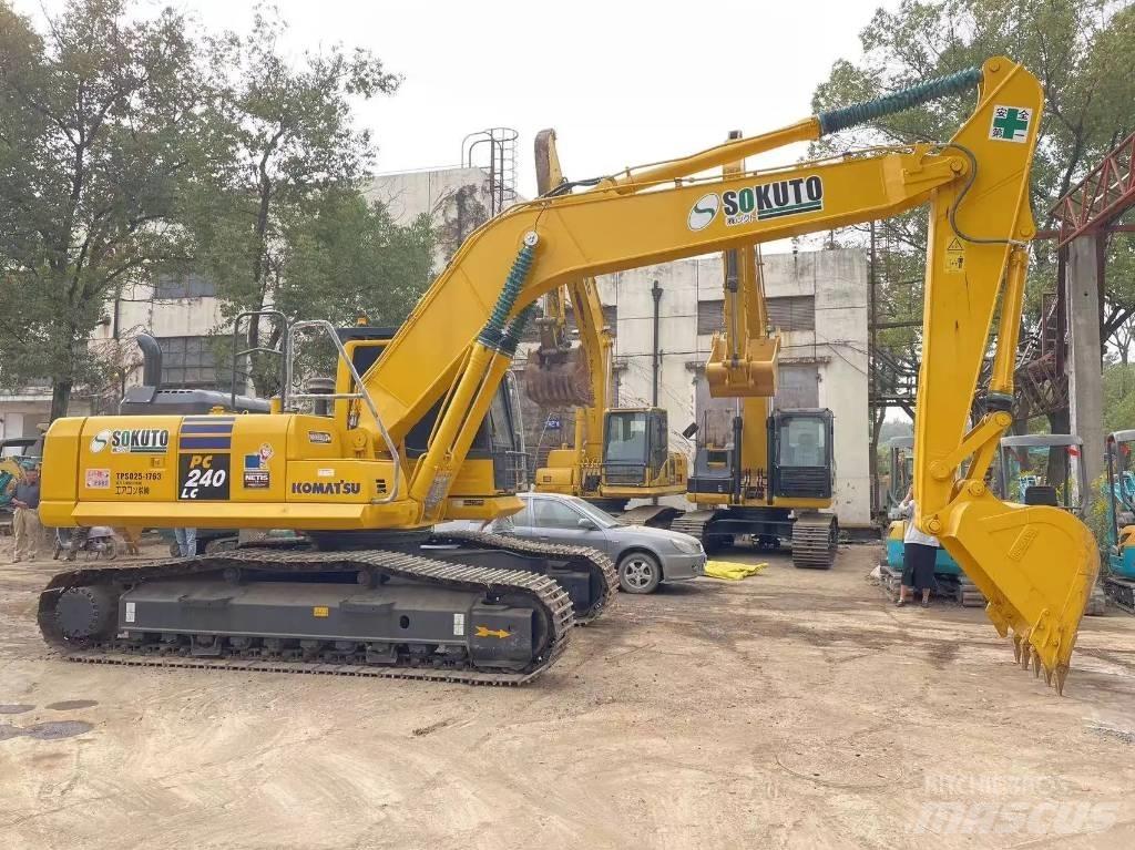 Komatsu PC240-8 Excavatoare pe șenile

