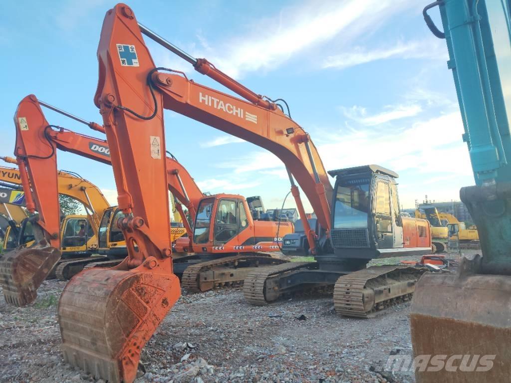 Hitachi ZX 210 Excavatoare pe șenile
