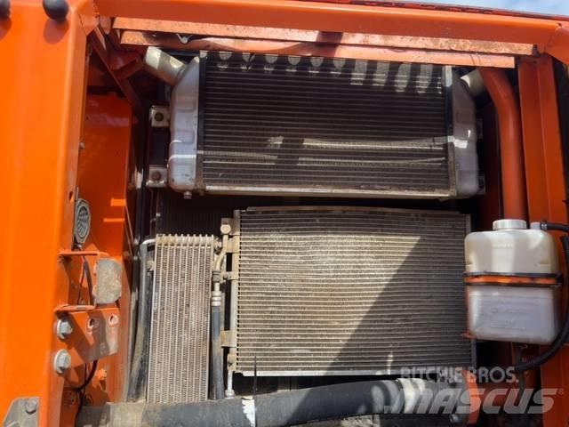 Doosan DX 225 LC Excavatoare pe șenile
