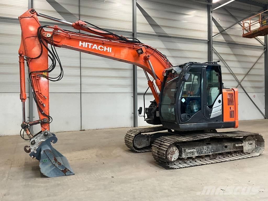 Hitachi ZX 135 US-6 Excavatoare pe șenile

