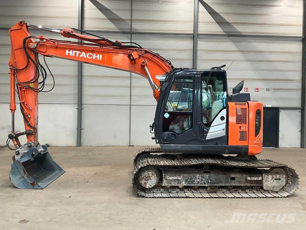 Hitachi ZX 135 US-6 Excavatoare pe șenile
