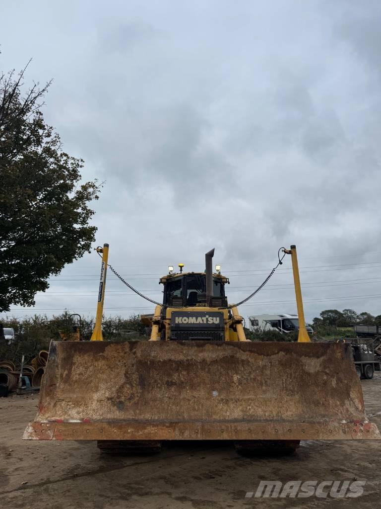 Komatsu D 65 PX-17 Buldozere pe senile