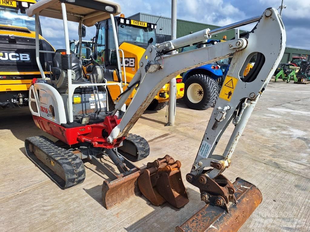 Takeuchi TB216 Mini excavatoare < 7t