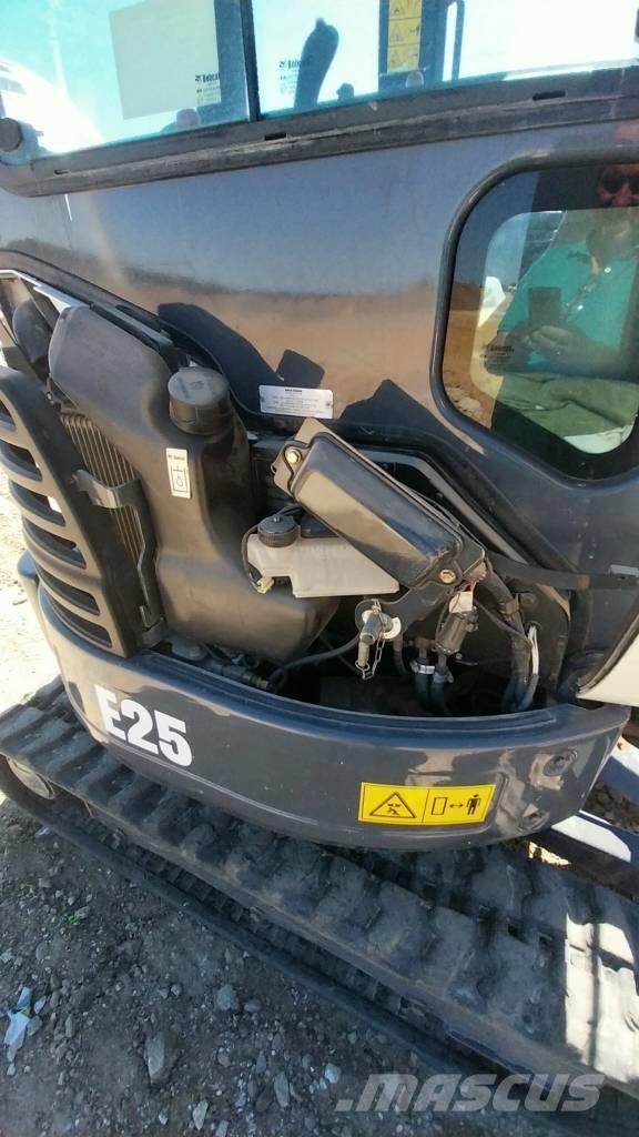 Bobcat E 25 Mini excavatoare < 7t