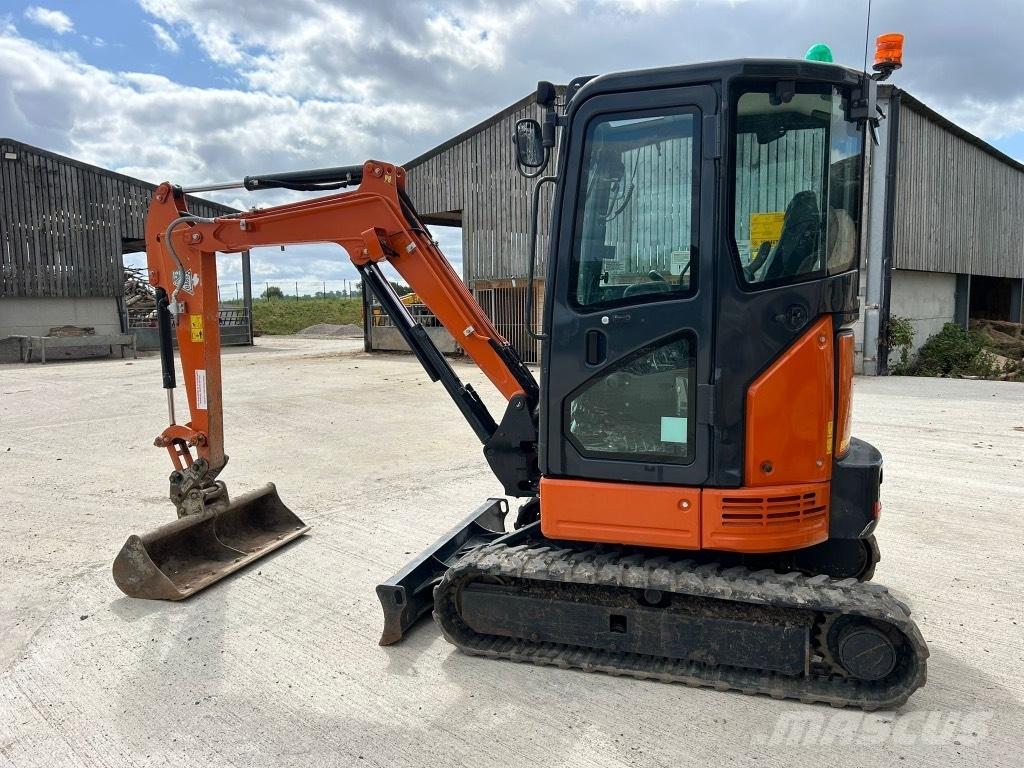 Hitachi ZX 26 U-6 Mini excavatoare < 7t