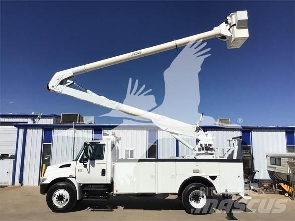 Altec AA600L Platforme aeriene montate pe camion