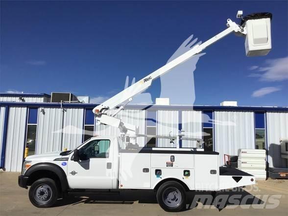 Altec AT200A Platforme aeriene montate pe camion