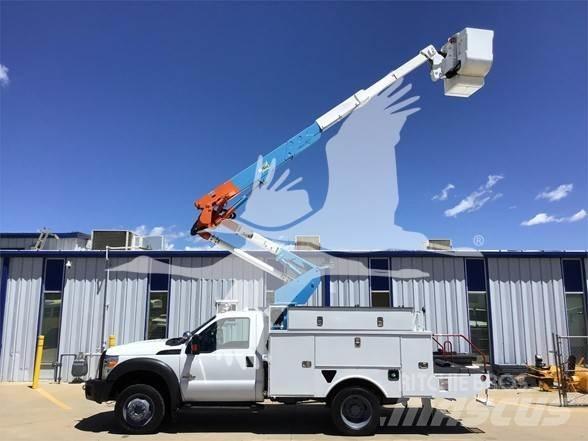 Altec AT37G Platforme aeriene montate pe camion