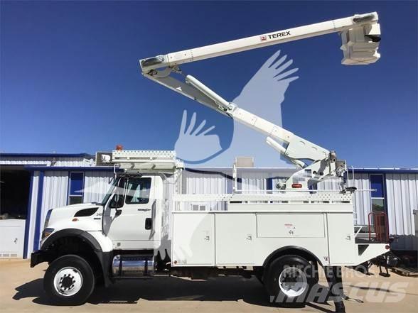 Hi-Ranger SC42 Platforme aeriene montate pe camion