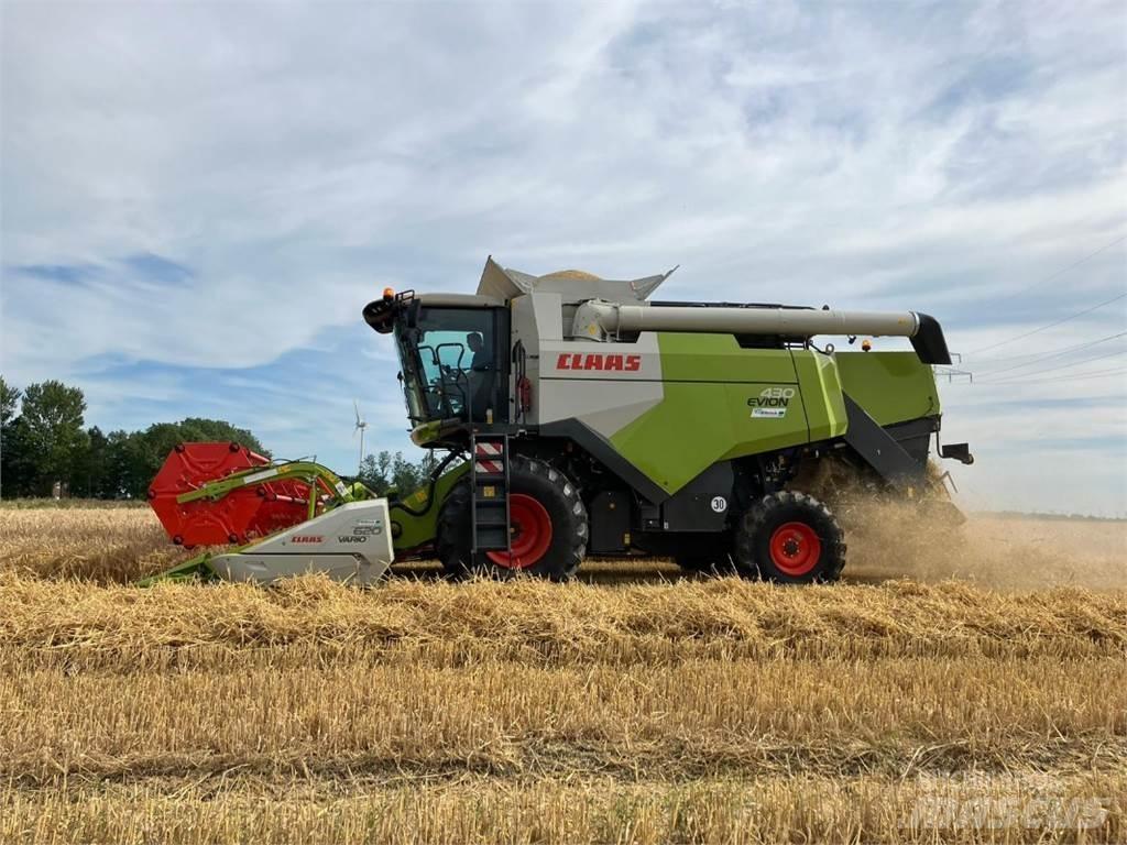 CLAAS Evion 430 Combine de secerat