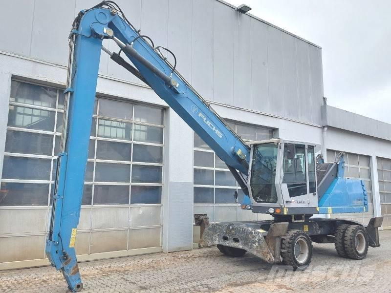 Fuchs MHL 335 E Paleta de manipulare