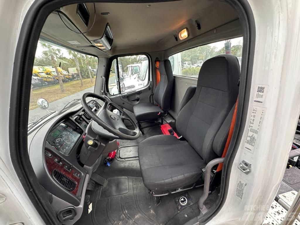 Freightliner M2 Camioane transport bauturi