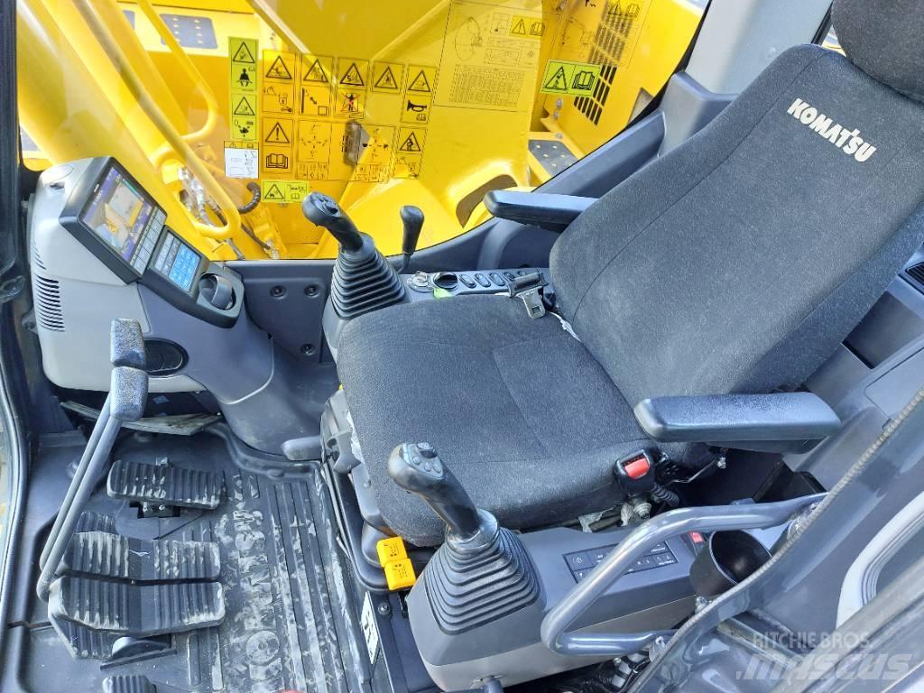 Komatsu PC228USLC-11 Excavatoare pe șenile
