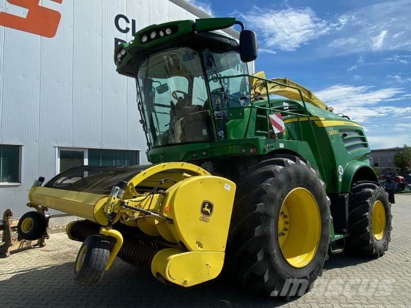 John Deere 8600i Forajere cu autopropulsare