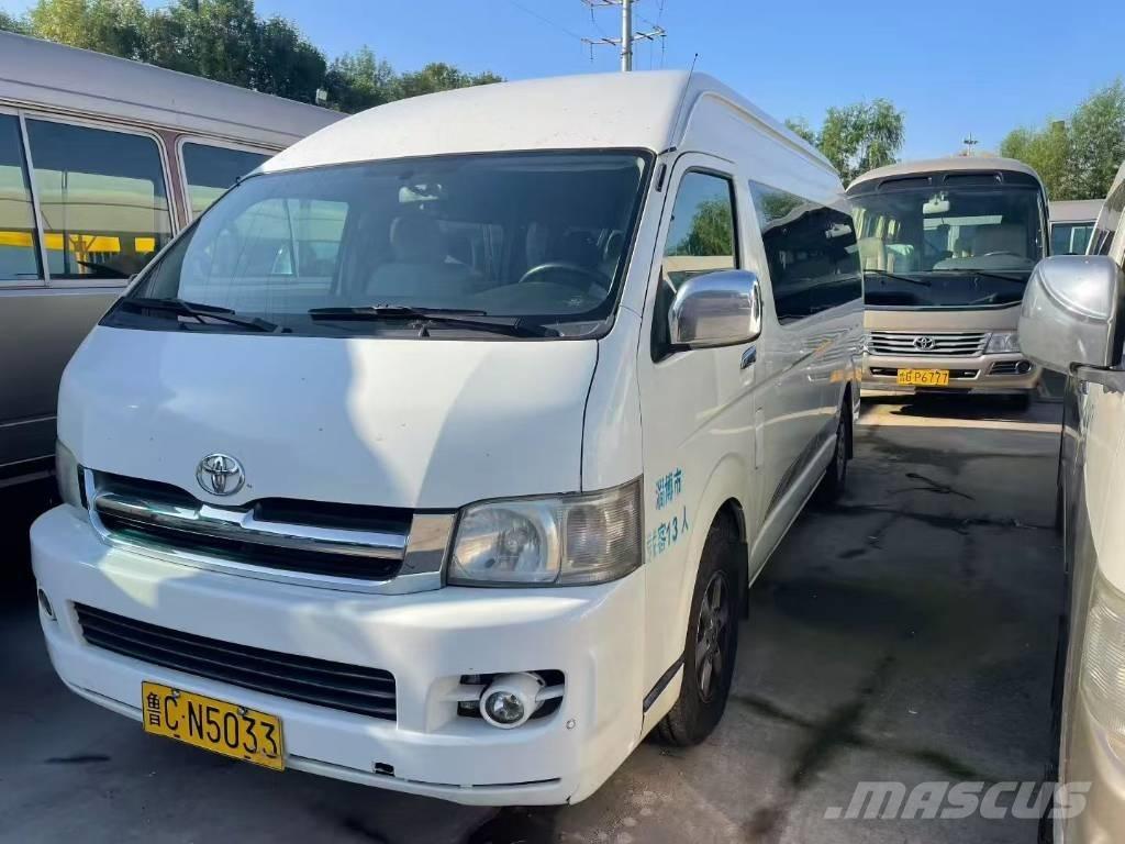 Toyota Hiace Autobuze intercity