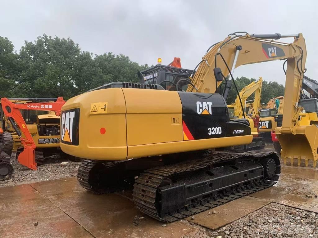 CAT 320 D Excavatoare pe șenile
