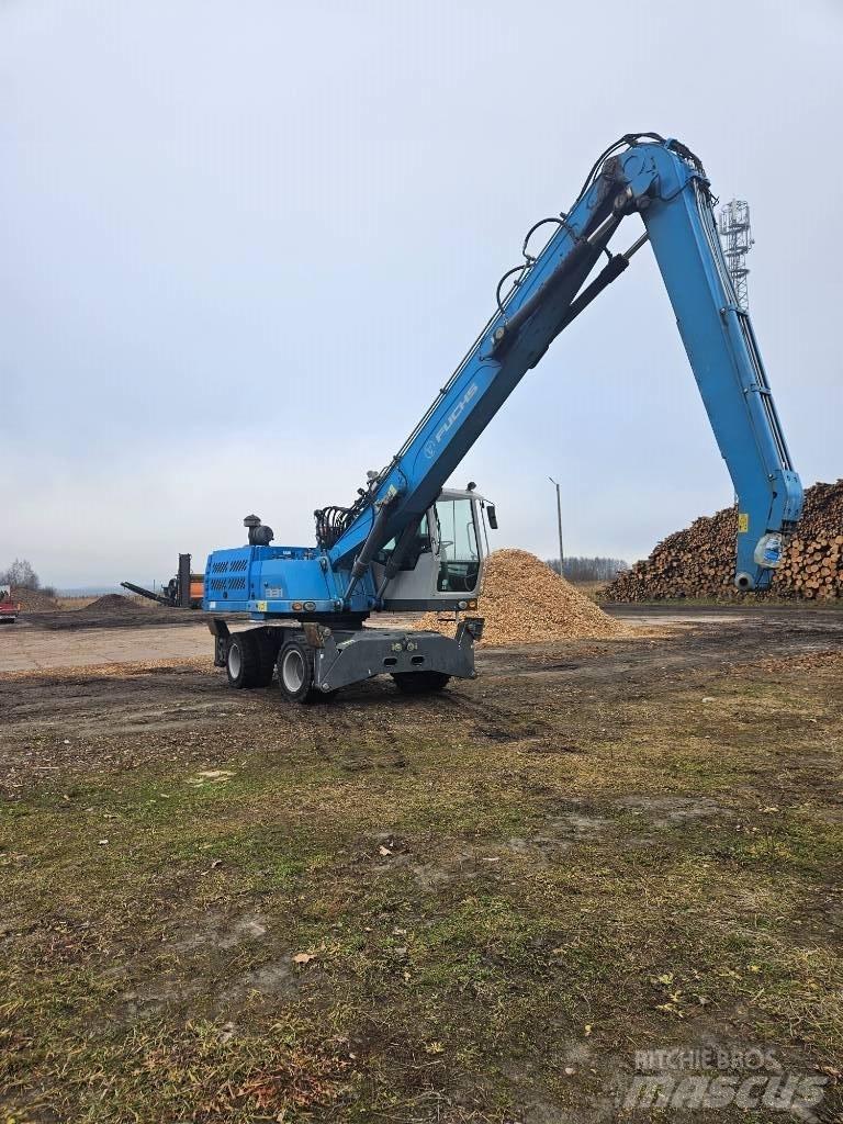 Fuchs MHL 331 Paleta de manipulare