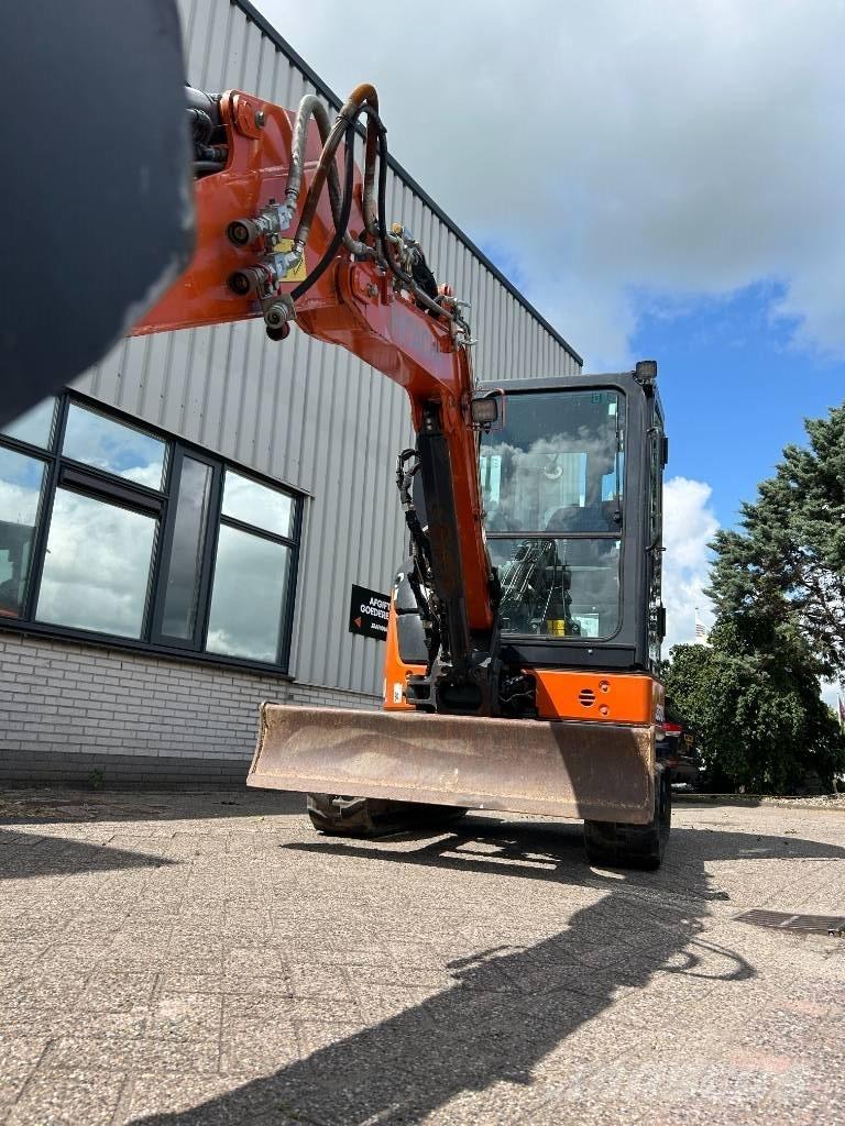 Hitachi ZX33U-6 Mini excavatoare < 7t