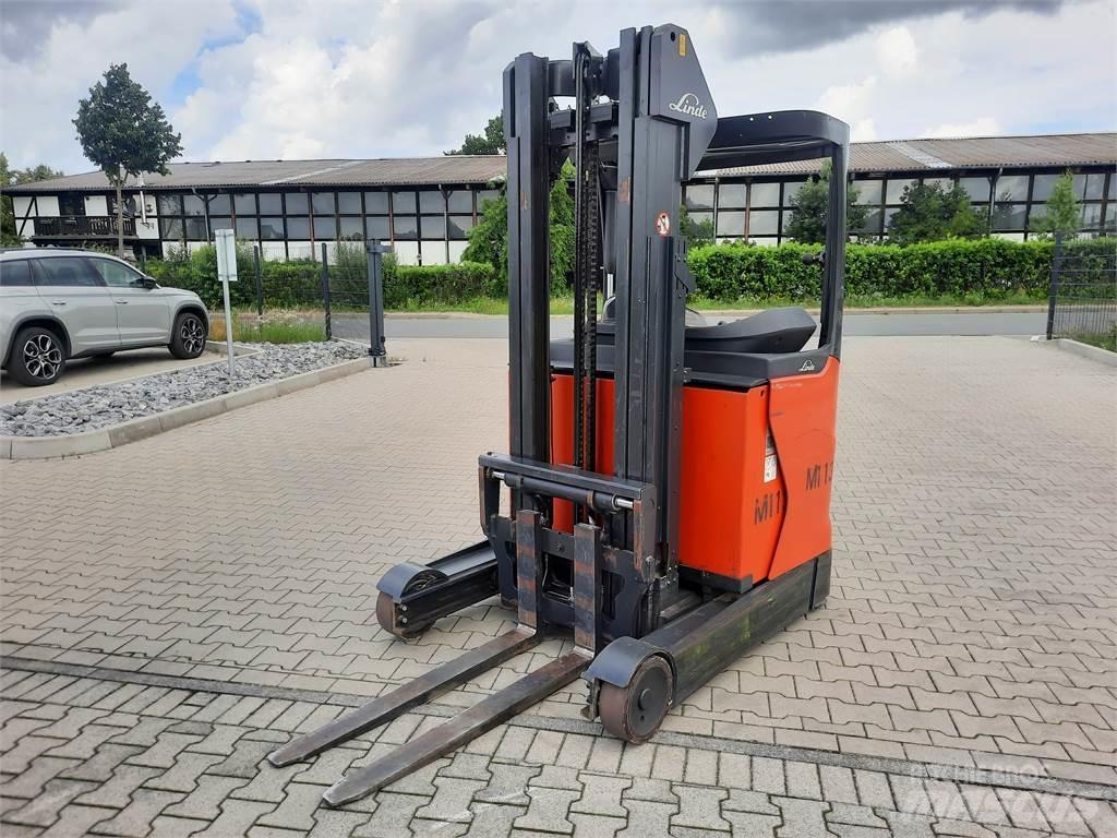 Linde R14 Stivuitor cu catarg retractabil