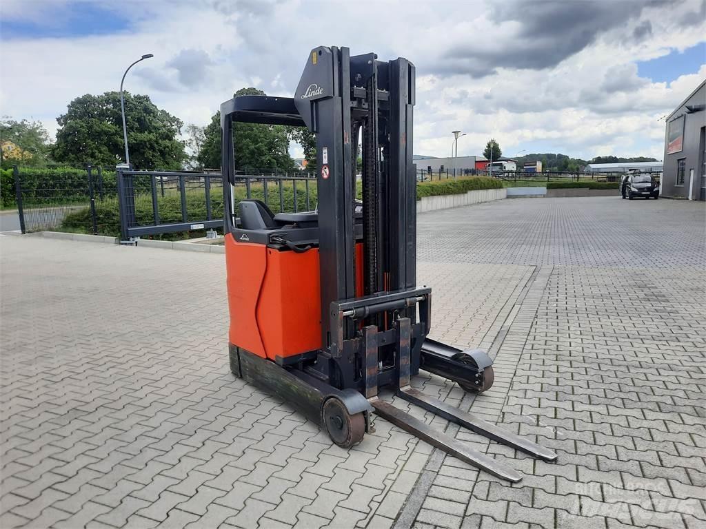 Linde R14 Stivuitor cu catarg retractabil