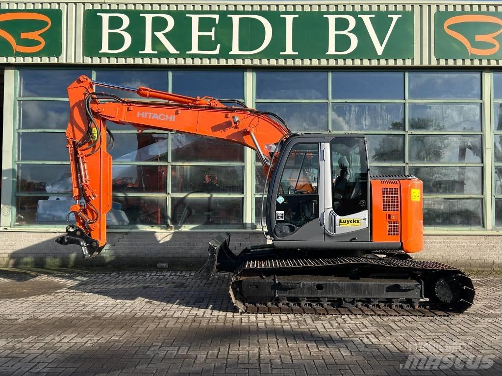 Hitachi ZX 135 US-3 Excavatoare pe șenile
