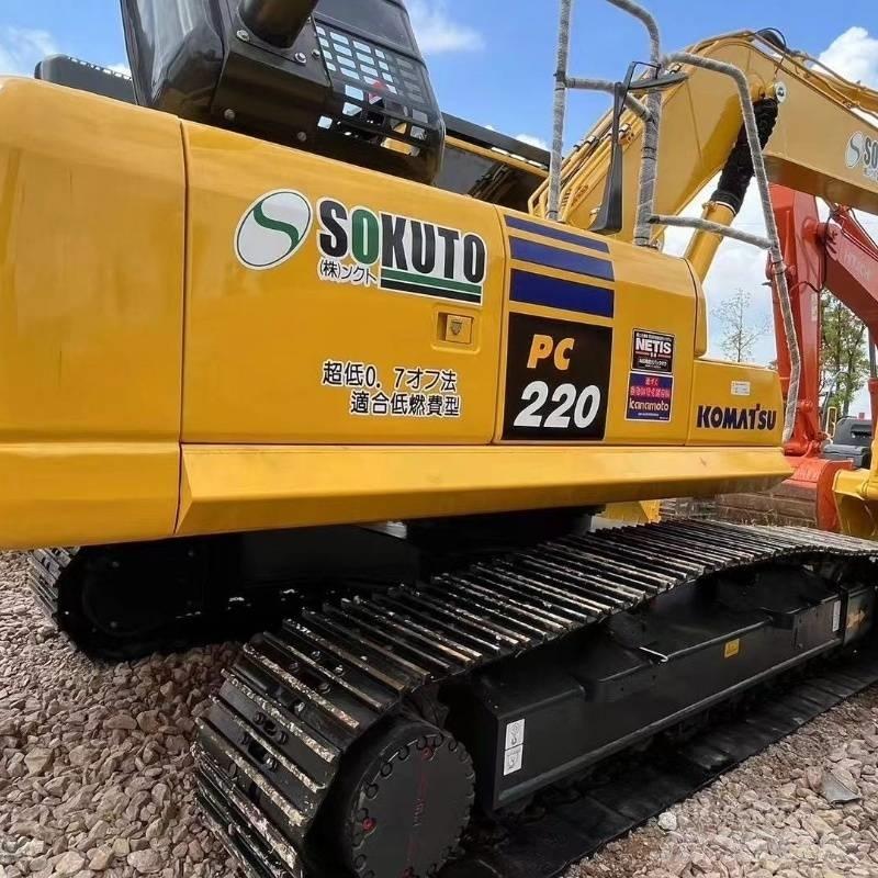 Komatsu PC 220 Excavatoare pe șenile
