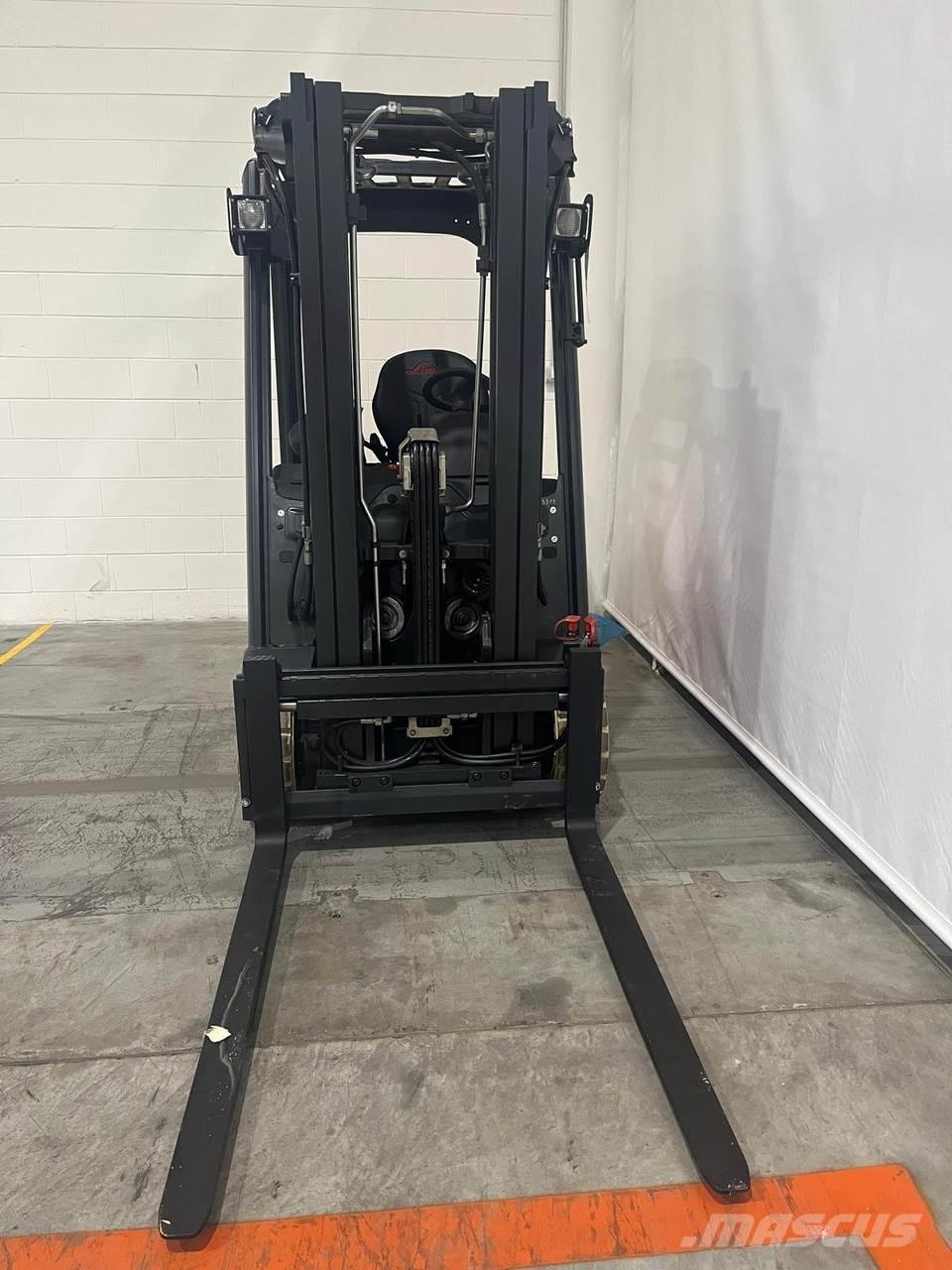 Linde E16C Stivuitor electric