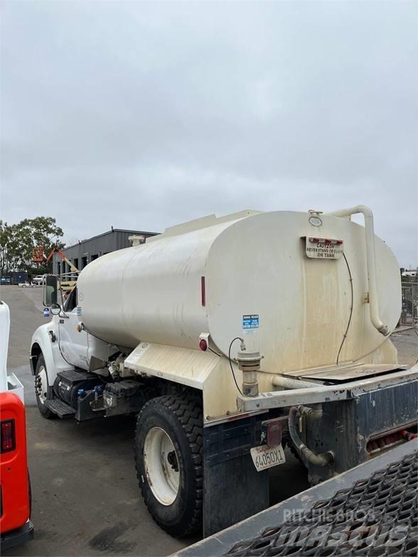 Ford F750 SD Cisterne