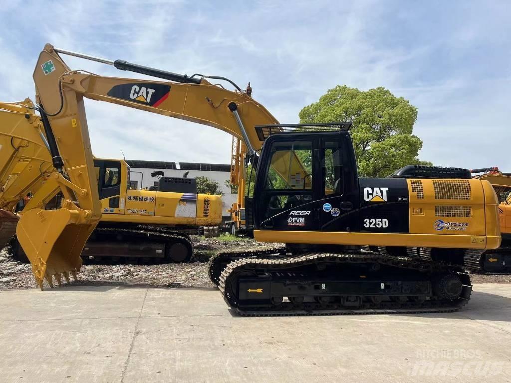 CAT 325d Excavatoare pe șenile
