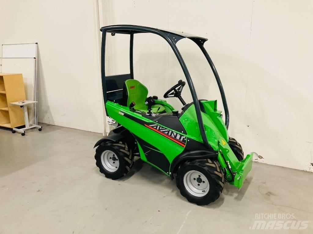 Avant 225 Mini incarcatoare