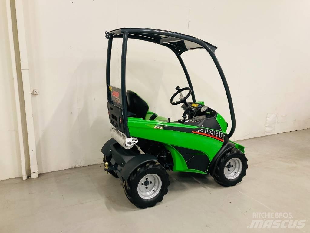 Avant 225 Mini incarcatoare