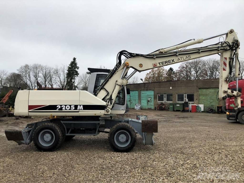 Terex 2205M Excavatoare cu roti