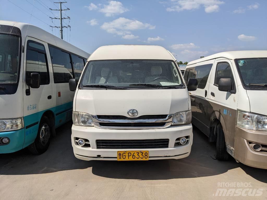 Toyota Hiace Autobuze intercity