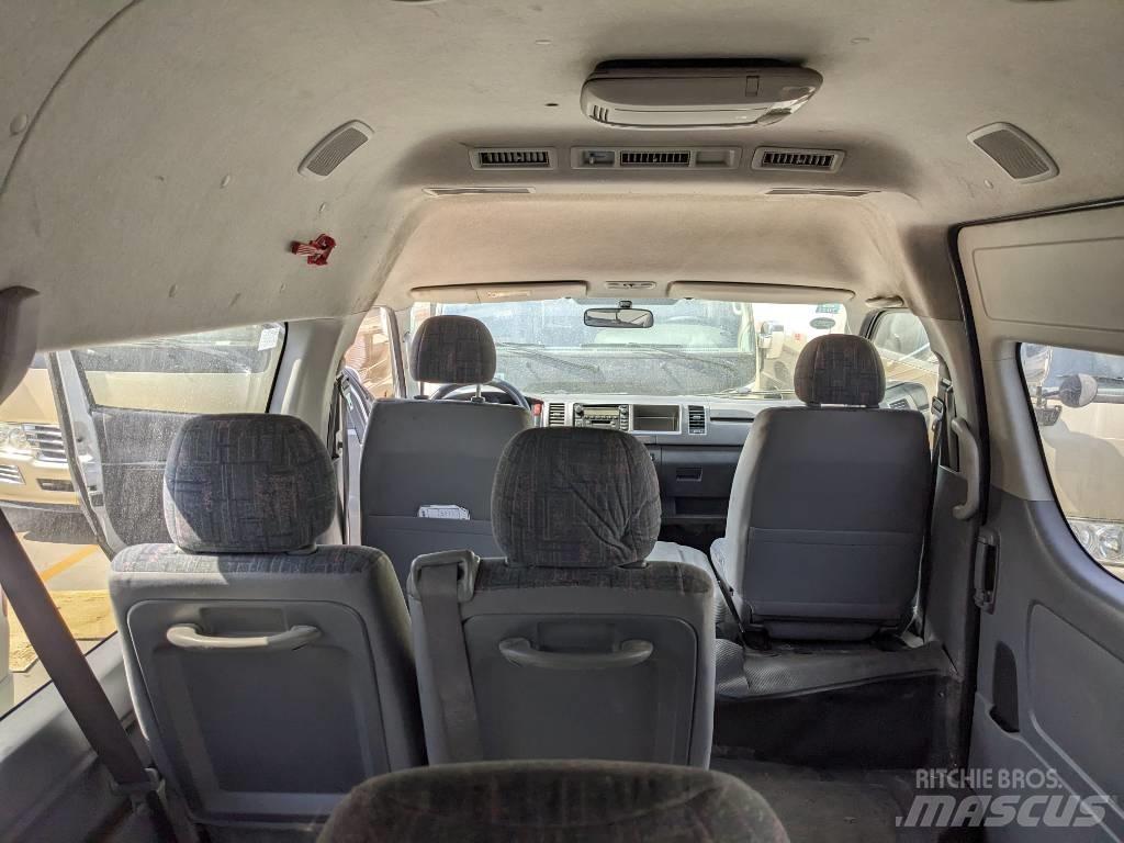 Toyota Hiace Autobuze intercity