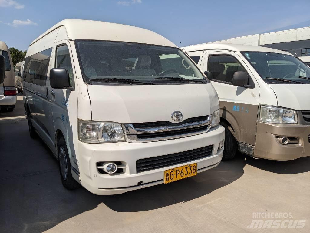 Toyota Hiace Autobuze intercity
