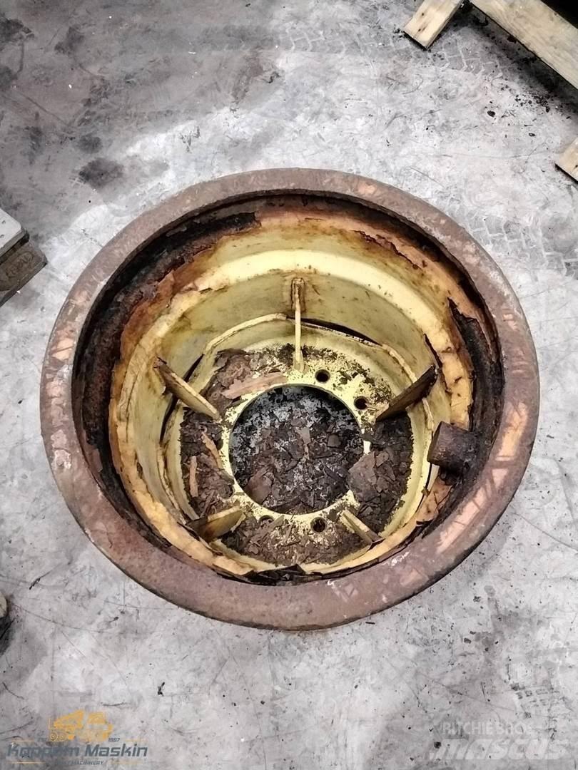 Ösa 250 20x26,5 Anvelope, roti si jante