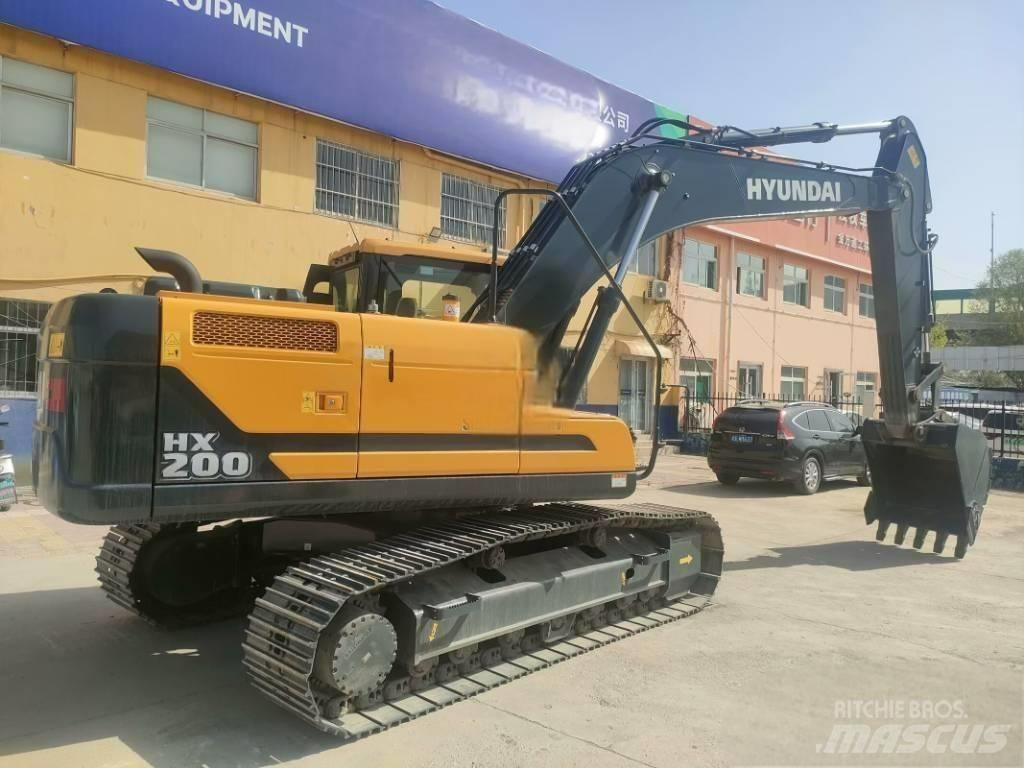Hyundai HX 200 Excavatoare pe șenile
