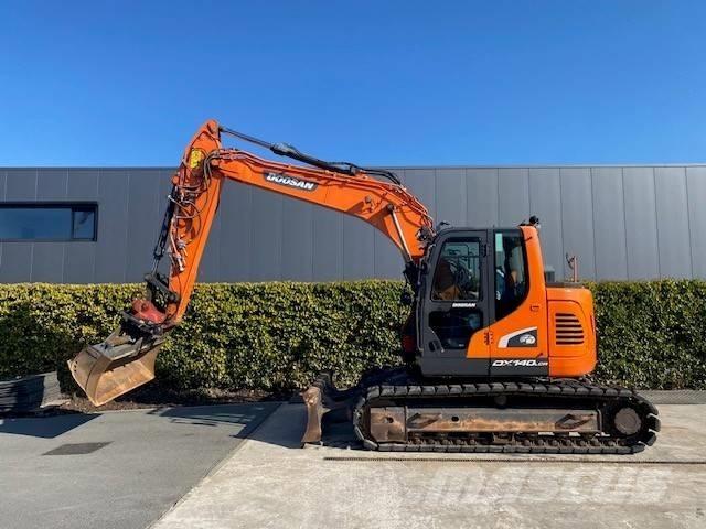 Doosan DX140 LCR-5 Excavatoare pe șenile
