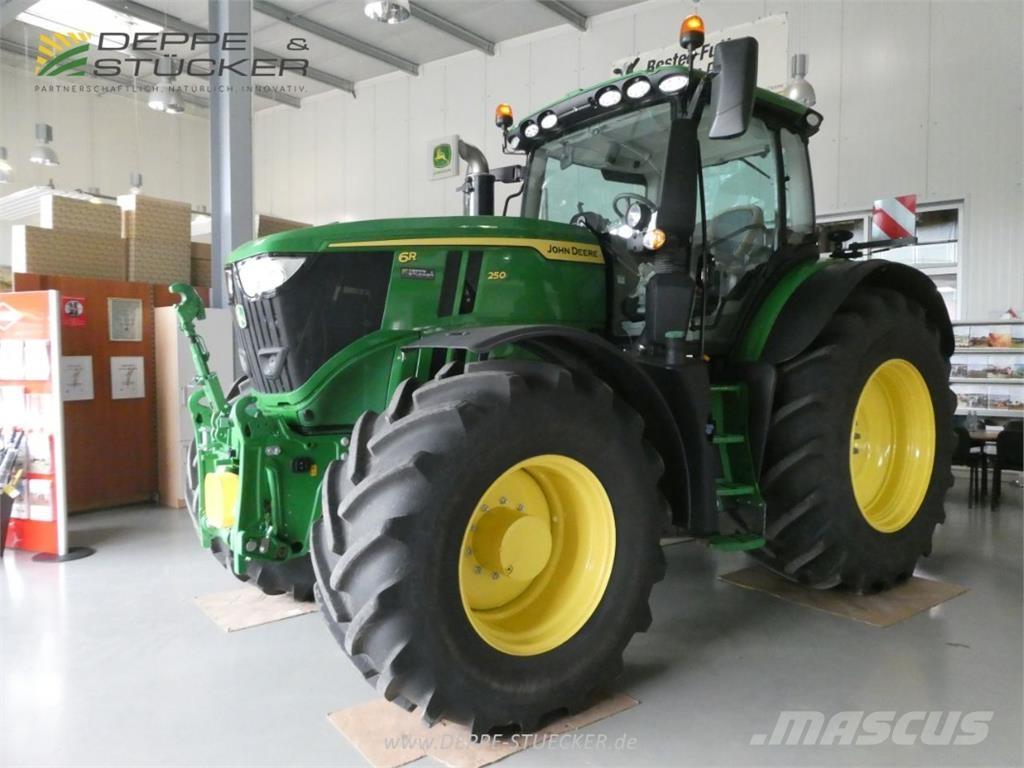 John Deere 6R 250 Tractoare