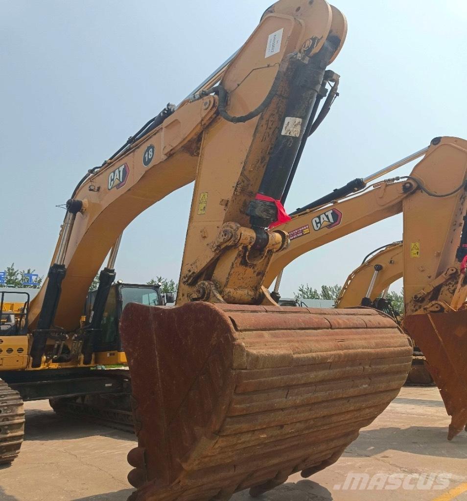 CAT 374 Excavatoare pe șenile
