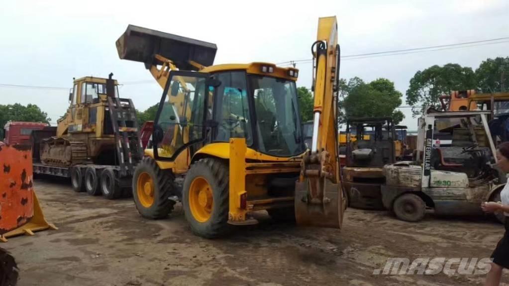 JCB 4CX Buldoexcavatoare