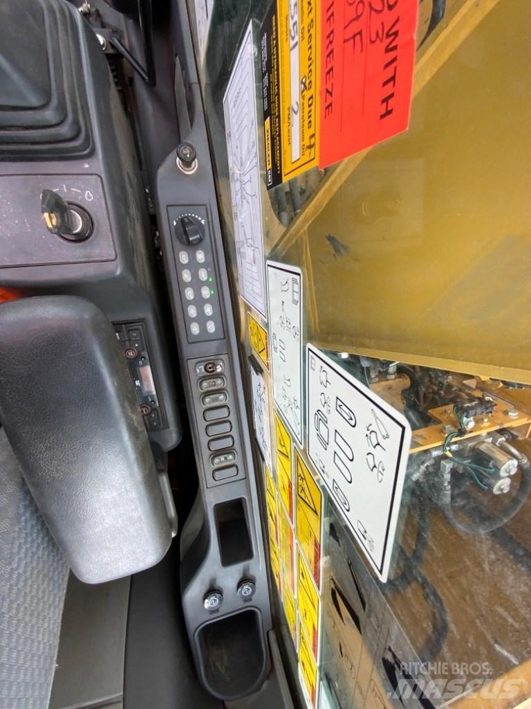 CAT 311F Excavatoare pe șenile

