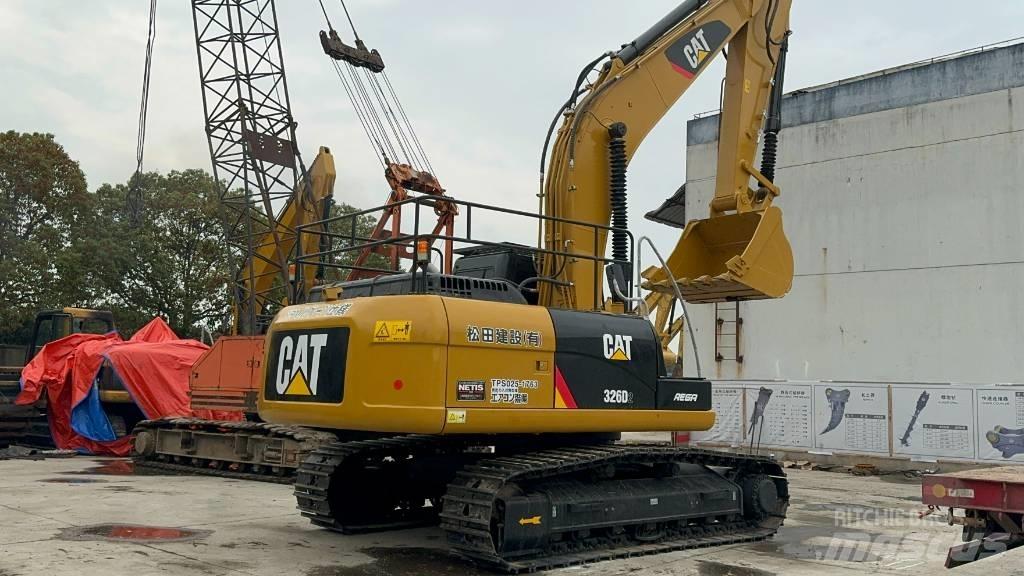 CAT 326D2 Excavatoare pe șenile
