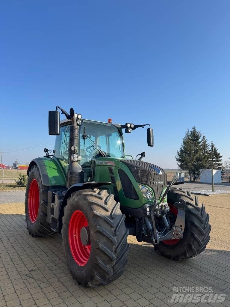 Fendt 724 Profi Tractoare