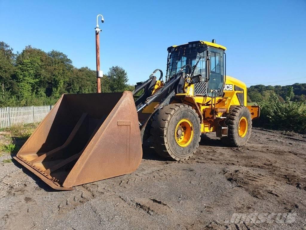 JCB 437 HT Incarcator pe pneuri