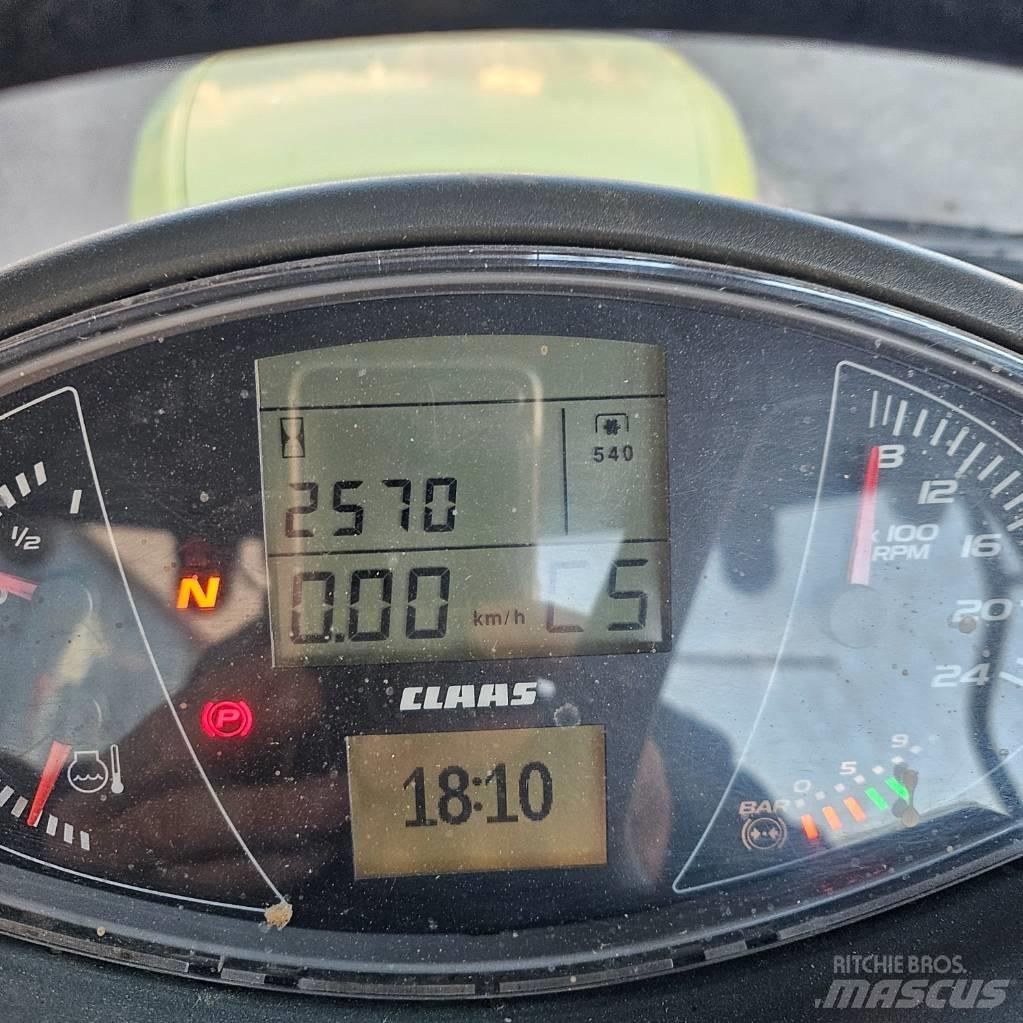 CLAAS Arion 550 Tractoare