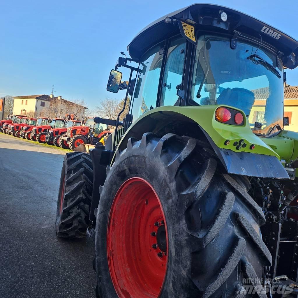 CLAAS Arion 550 Tractoare
